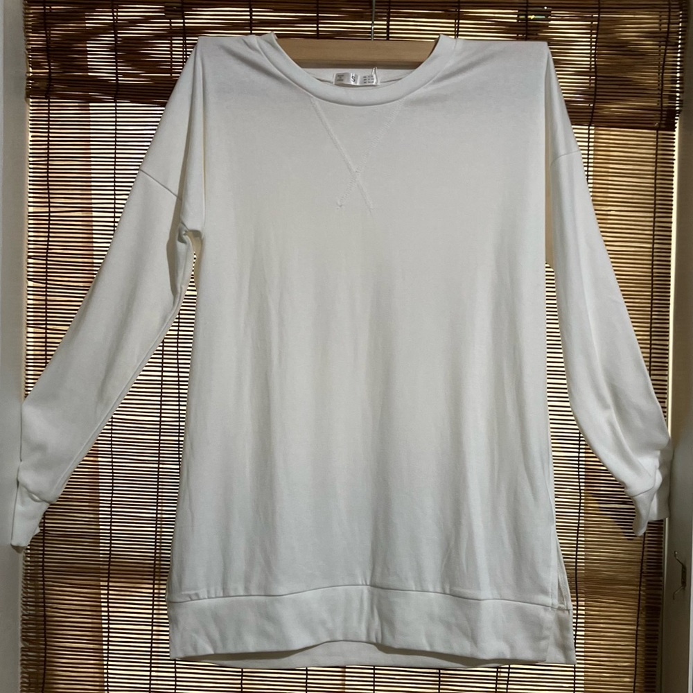 White Long Sleeve Women's Top - Picture 5 of 8